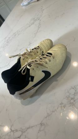 Nike Tiempo Legend 10 Academy, specifically from the "Mad Ready" pack