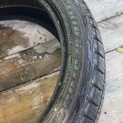 285/45/r22. Bridgestone. Alenza Tire 110h