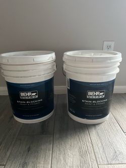 Behr Ultra Exterior Paint & Primer https://offerup.com/redirect/?o=NS5nYWw=