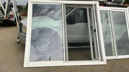 Slinder Door