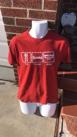 Men’s size MEDIUM Eat Sleep Jeep shirt