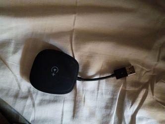2 on 1 wireless car play and video streaming adapter