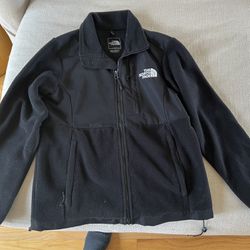 Women’s Small North Face Sweater Jacket