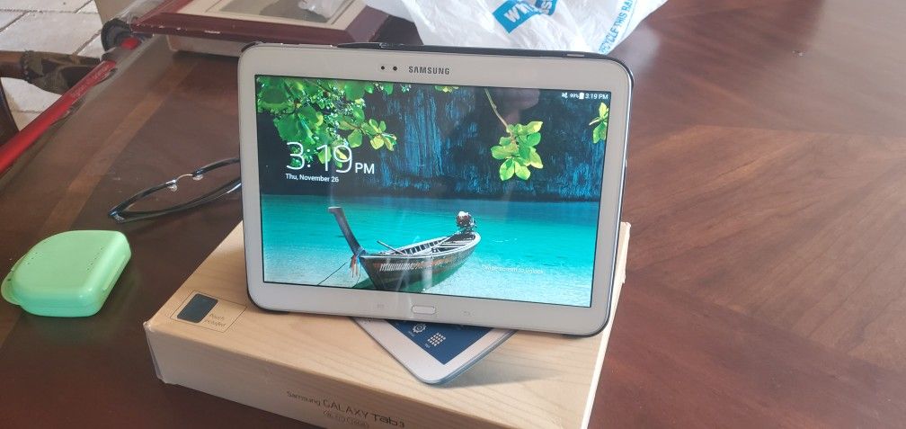 Samsung Galaxy Tab 10.1 With Temper Glass