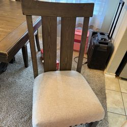 Dining Table And 6 Chairs