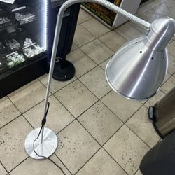 STANDING LAMP