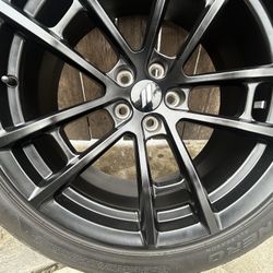 Dodge SRT Challenger Charger Complete Wheel And New Tire