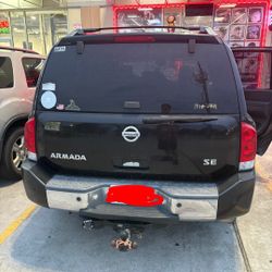 2005 Nissan Armada