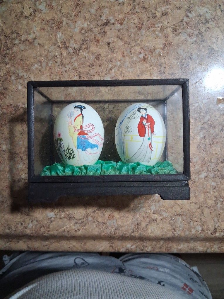 Vintage Hand Painted Eggs