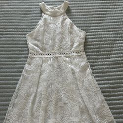 Woman’s white dress