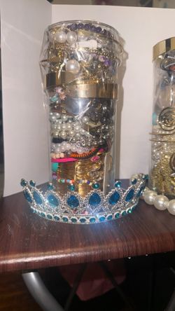 MYSTERY JEWELRY JAR