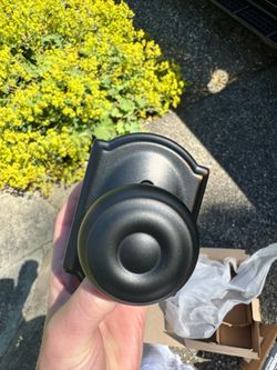 Schlage doorknobs - bronze - brand new