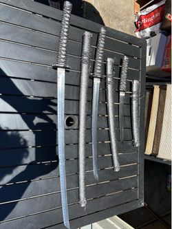 Sword set