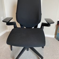 Steelcase Gesture Office Chair 