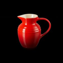 2..2 Liter Le Creuset Pitcher