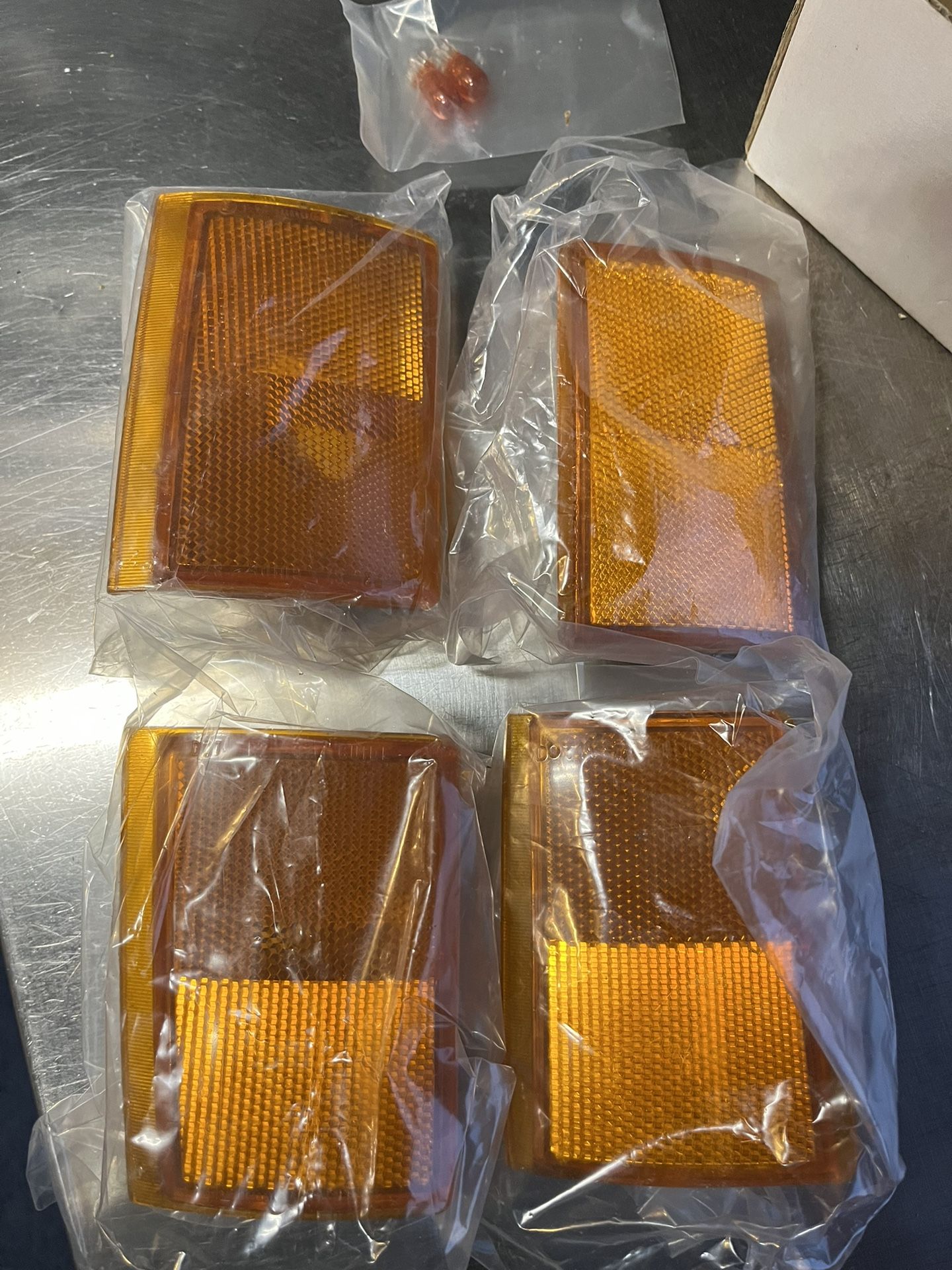 88-93 Chevy CK Pickup Corner Lights (4 Pc)