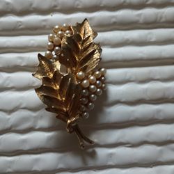 Goldtone Leaf Brooch With Pearls.