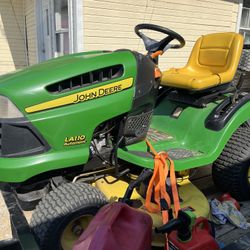 John Deere La110