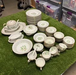Vintage Noritake Edgemont 5216 Fine China 93 Pc Dinnerware Set Dogwood