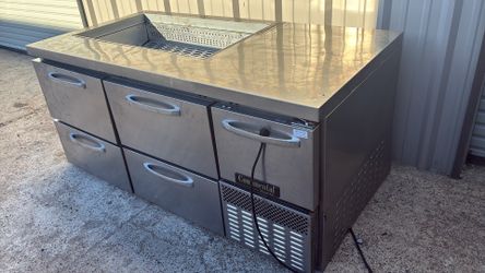 Continental RA68N18M-D refrigerated sandwich/salad preparation unit