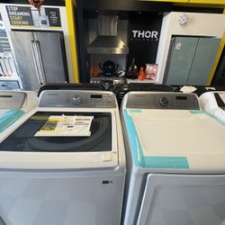 Samsung 4.7 Cu. Ft. Top Load Washer and Gas Dryer 