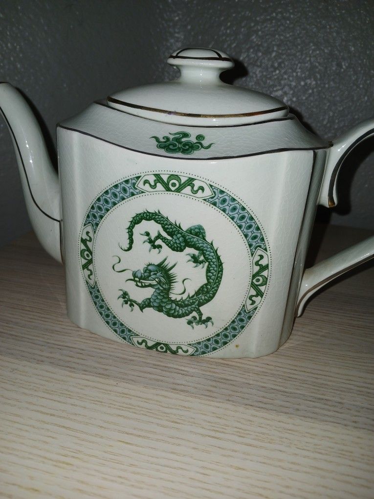 Antique Arthur Wood Dragon Tea Pot