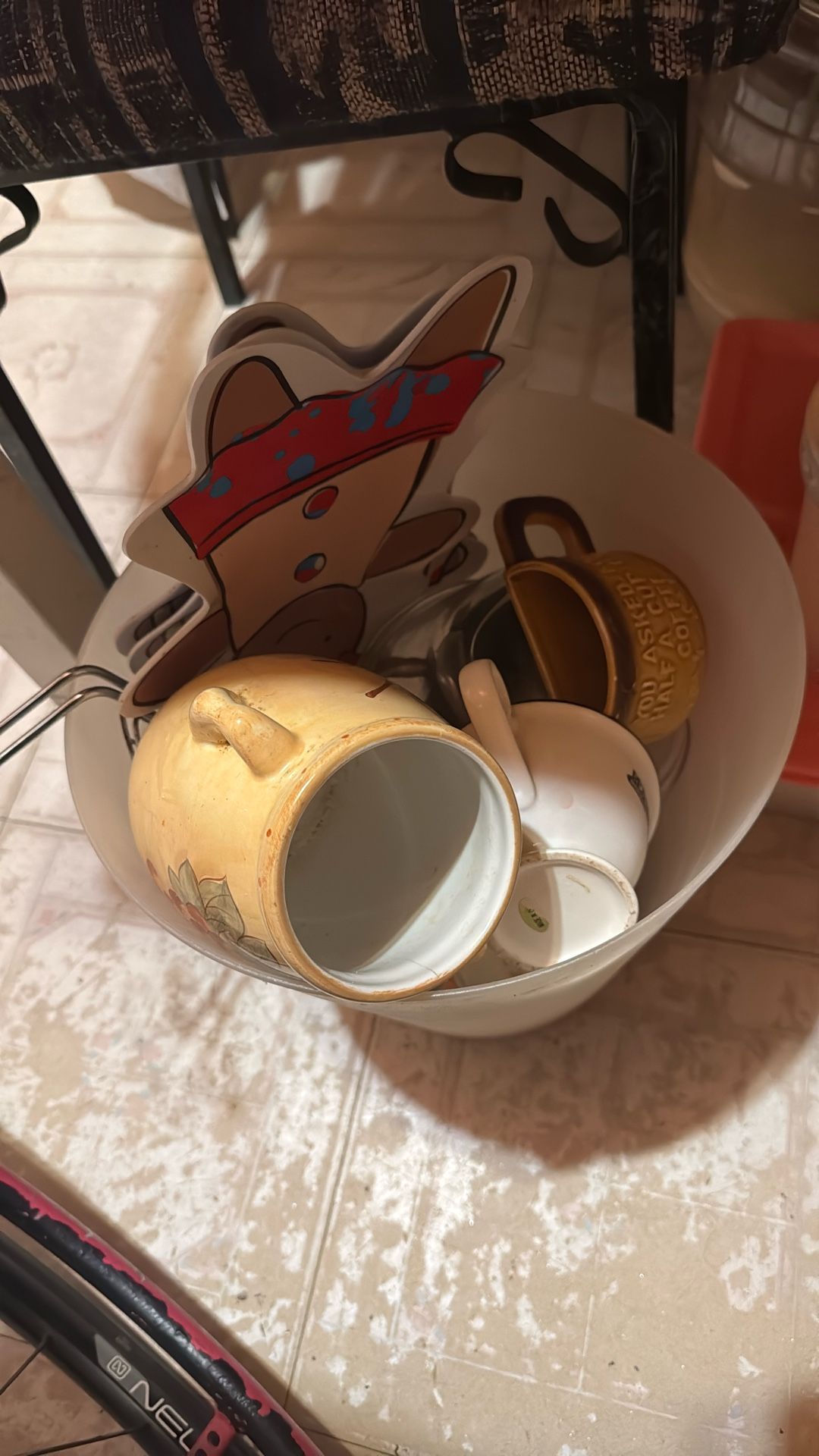 Canned Food W/ Dishes