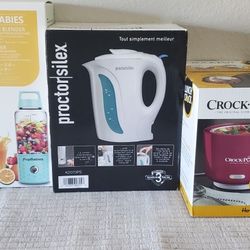 Assorted Kitchen Small Appliances