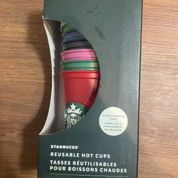 Starbucks Cups w/ lids