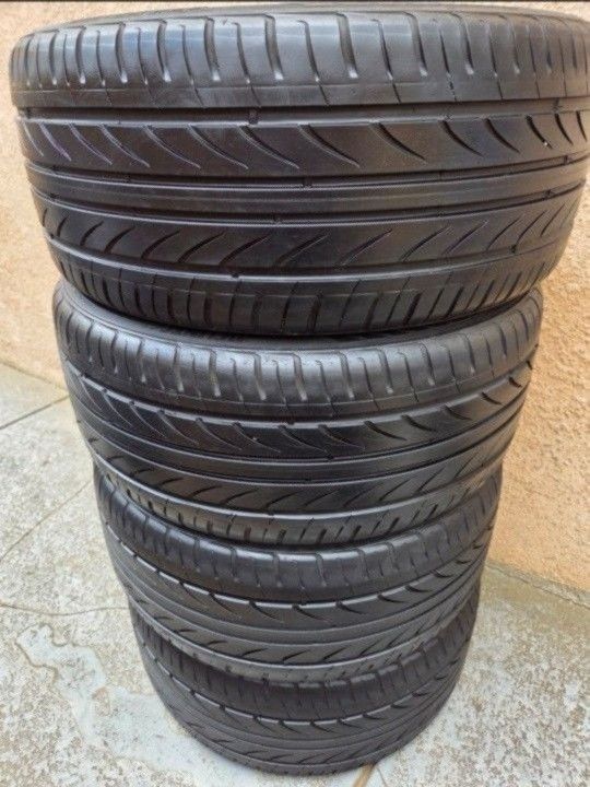 Set Of 4  235/40R18 