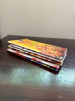 Vintage Assorted Pillsbury, Better Homes, Magazine Style Cookbooks Set Of 6