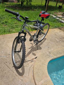 Roadmaster 6 speed bike