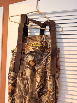 Womens Cabela's Camo Hunting Bib Overalls size 9W