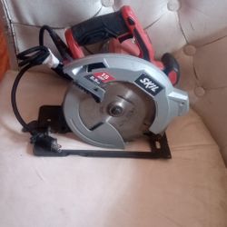 Sierra Skil Electrica Izquierda 