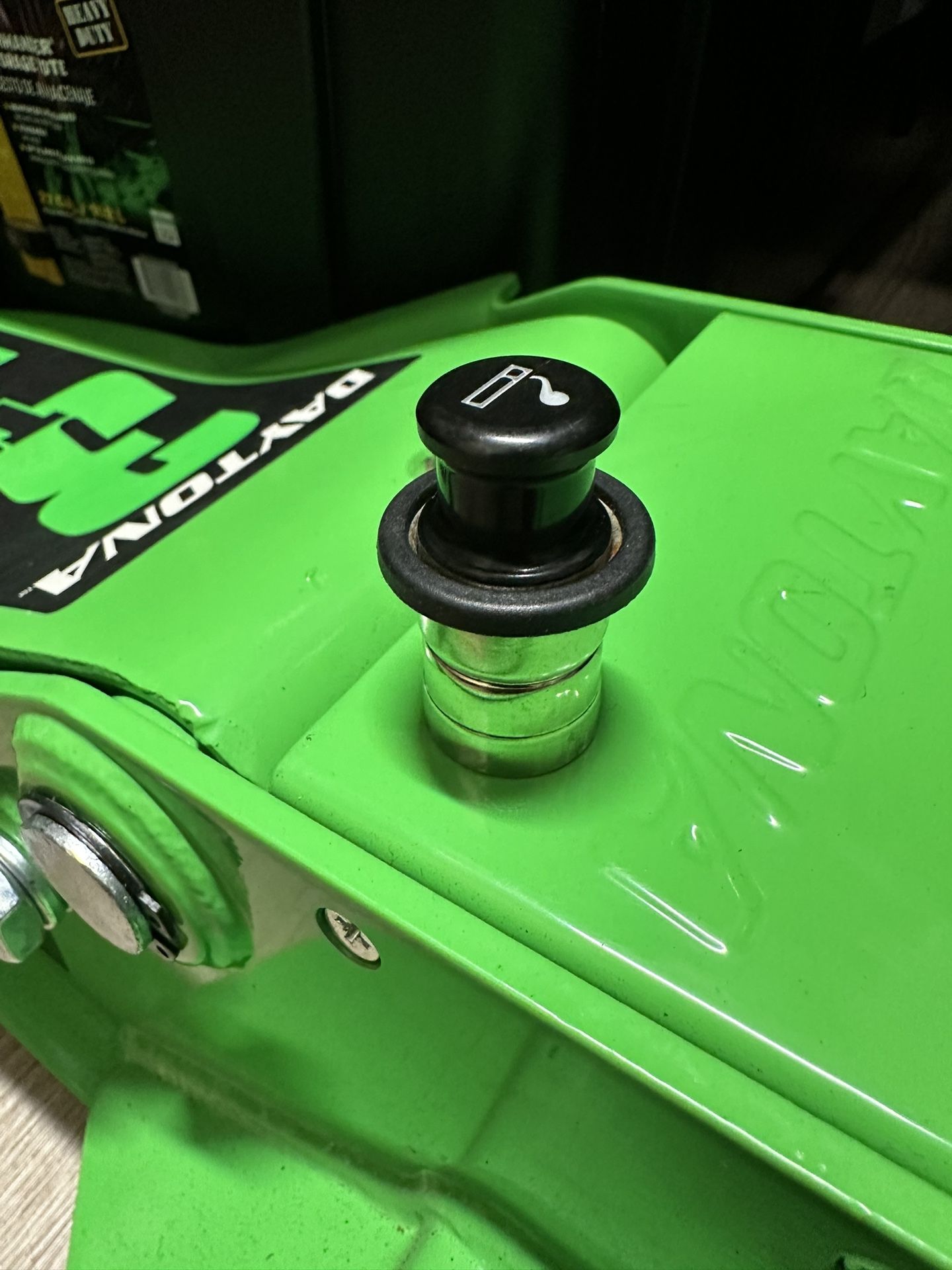 Infiniti Fx 35 FX45 Lighter