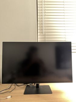 Samsung QHD Ultra Wide 1440p Monitor
