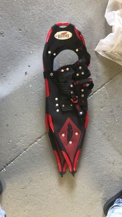 Red feather Snowshoes 