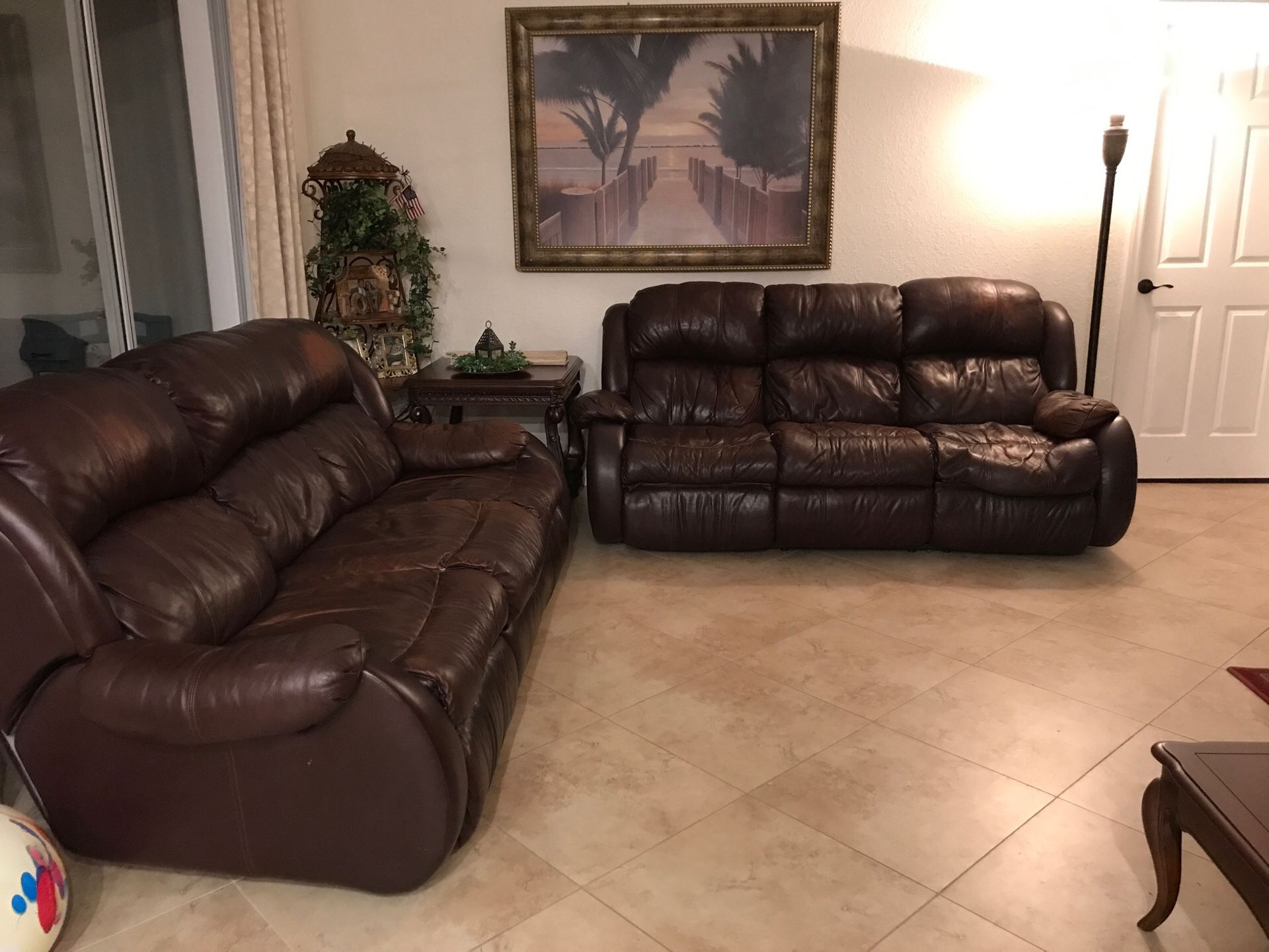 Leather recliner couches