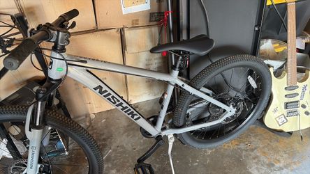 Nishiki bike 24”