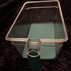 Storage Bin With Handle
