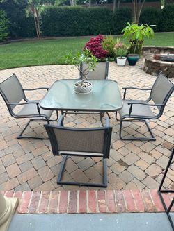 patio table and chair