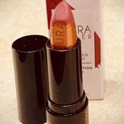 NEW LAURA GELLER Lipstick.  
Brilliant In Blush. 
Limited Edition. 0.12oz / 3.3g