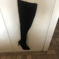 Gisele 50 Black Boots