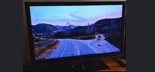 50" lg led tv with remote and legs works perfectly