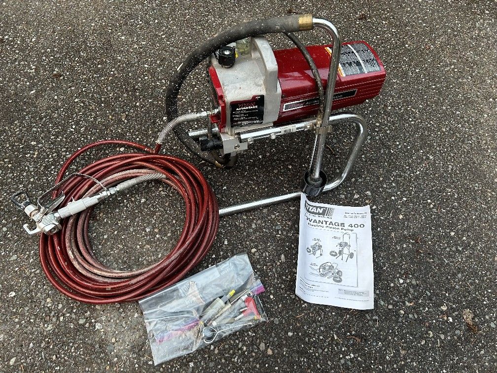 Titan Advantage 400 Paint Sprayer