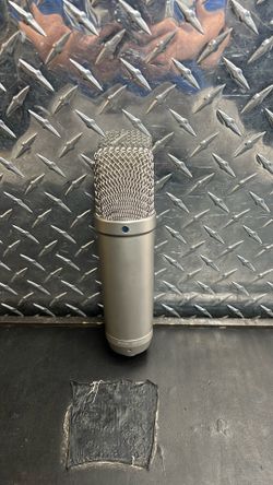 Rode NT1-A Large Diaphragm Cardioid Condenser Microphone Mic