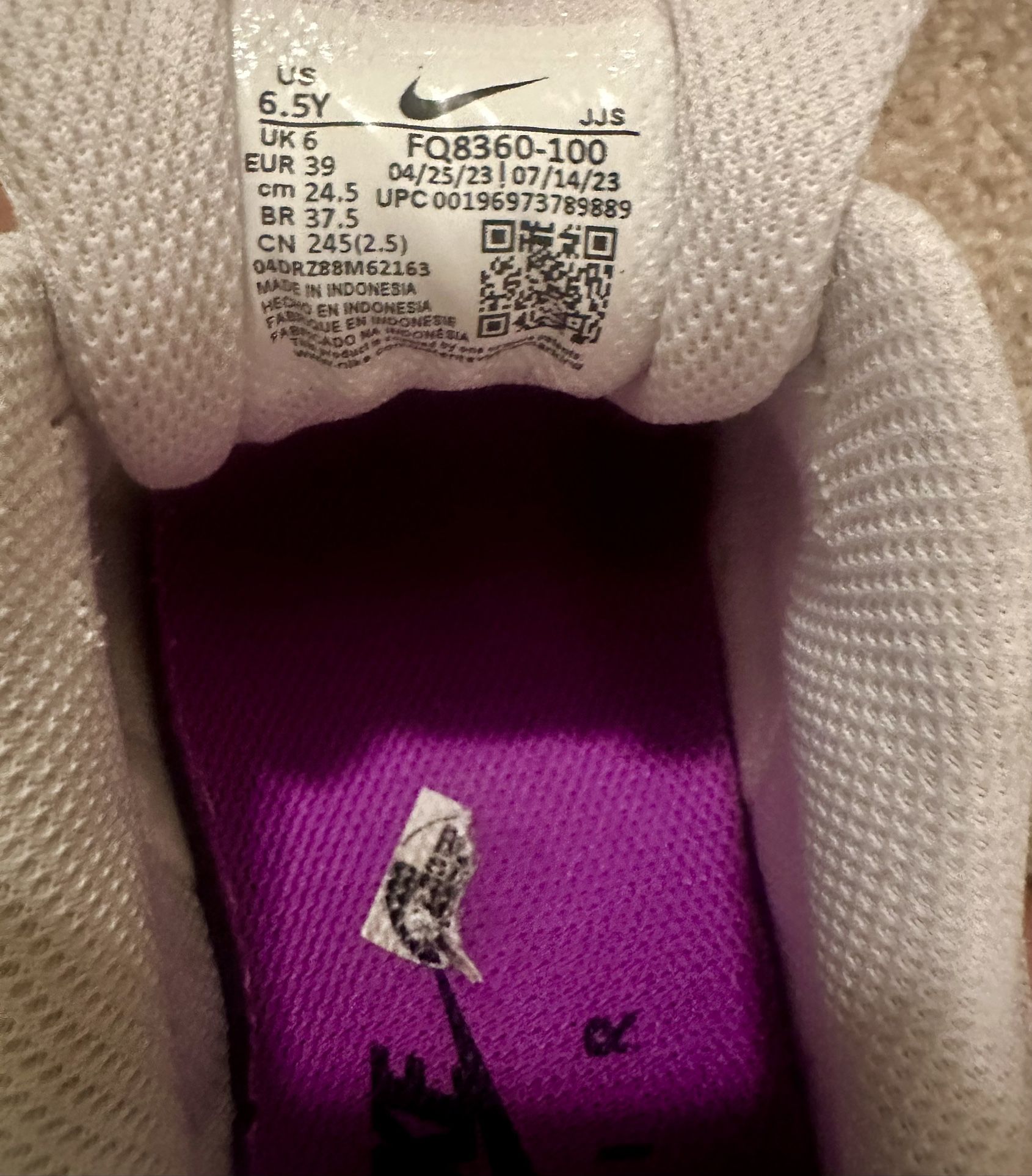 Nike Air Max 1 BG (GS 6.5Y / Women’s 8) – White / Fuchsia Dream