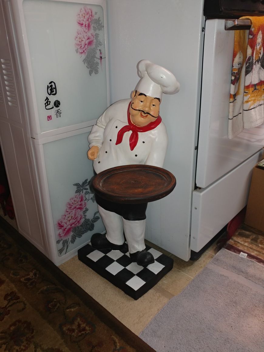 Baker Chef statue 3 feet tall