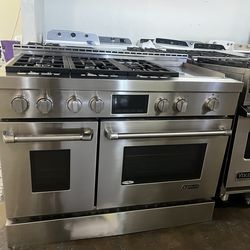 JENN AIR 48”WIDE ALL GAS RANGE STOVE IN STAINLESS