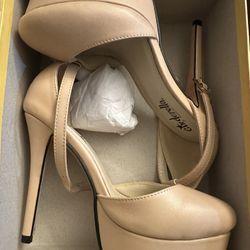Size 4 High Heels